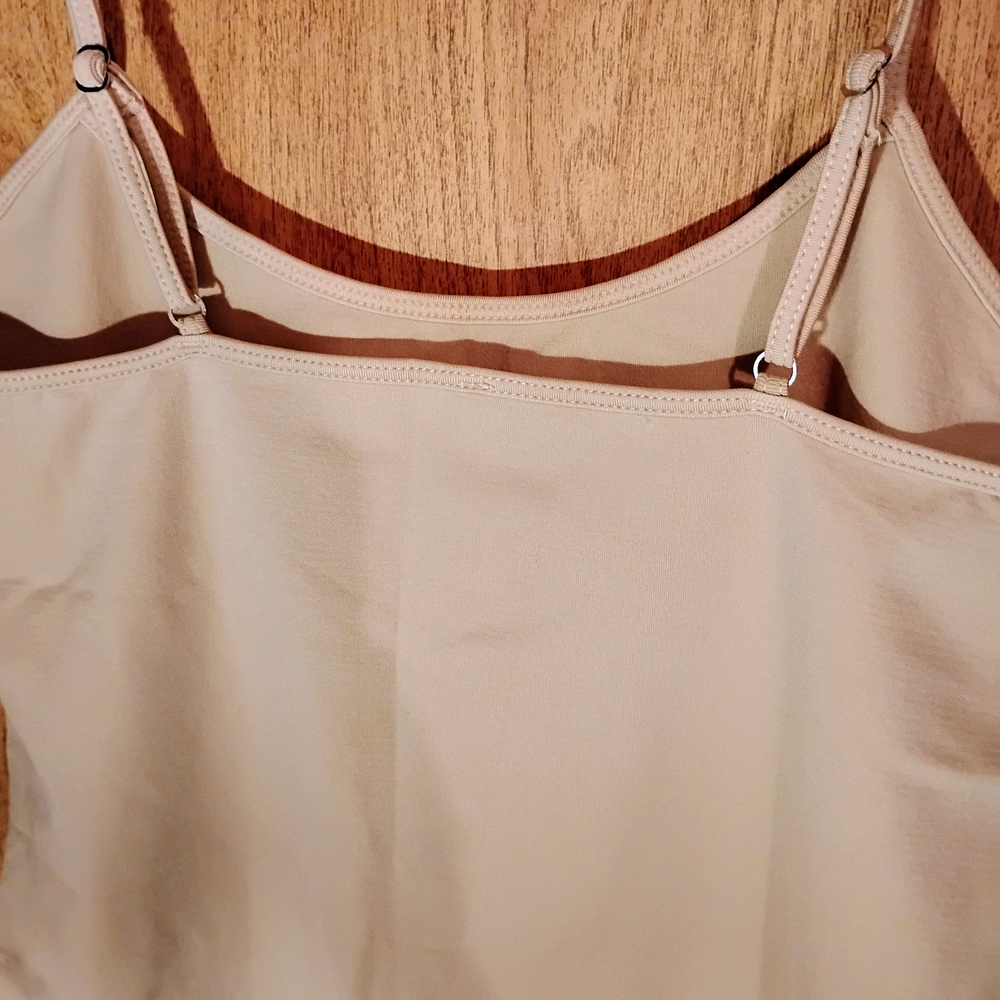 Cream Fitted Sleeveless Camisole - Picture 4 of 6